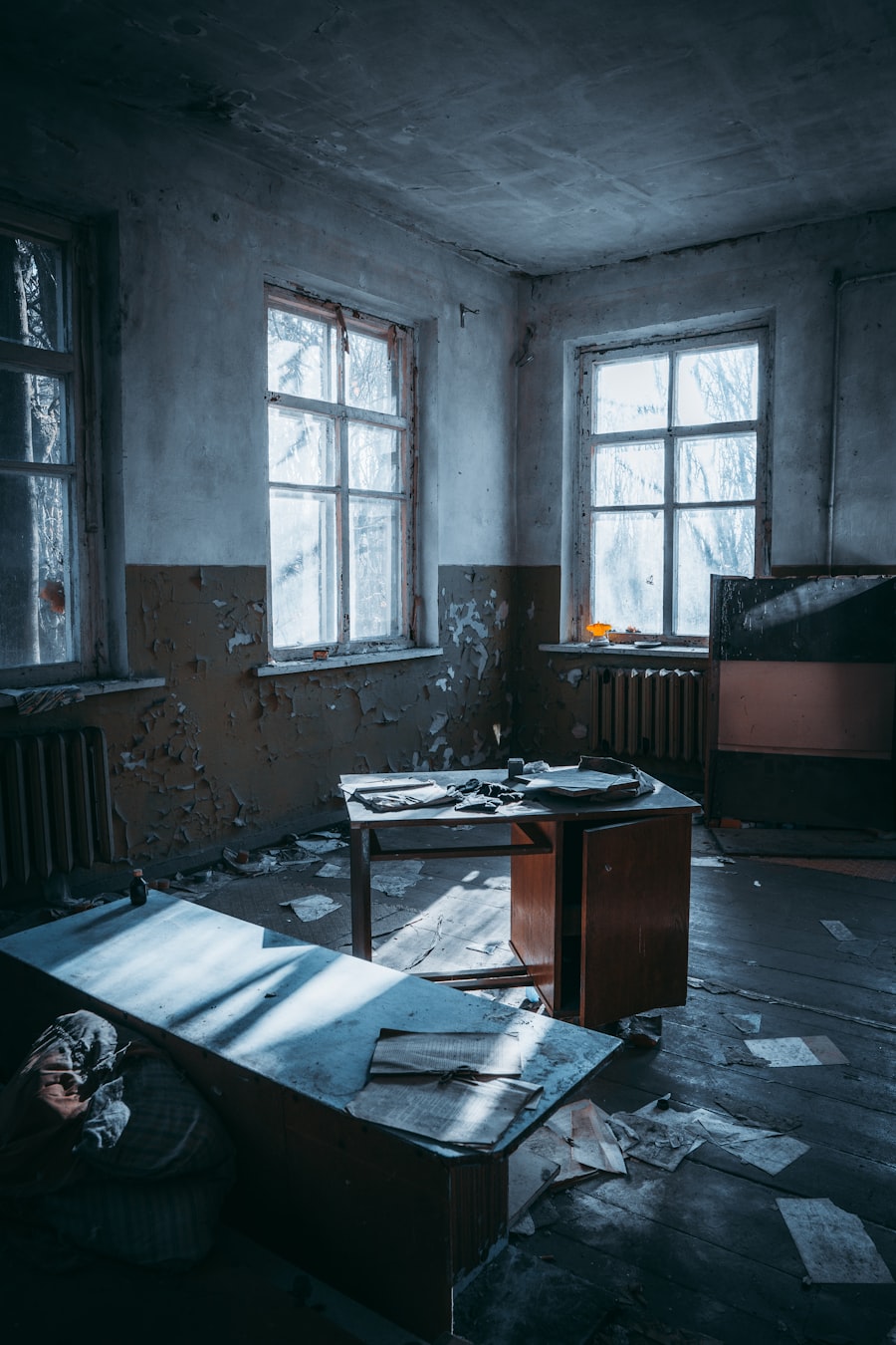 Verlassenes Zimmer, 1998